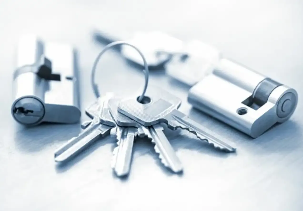 Serrurier Nice 06 - Dépannage d'Urgence 24/7 & Services Complets